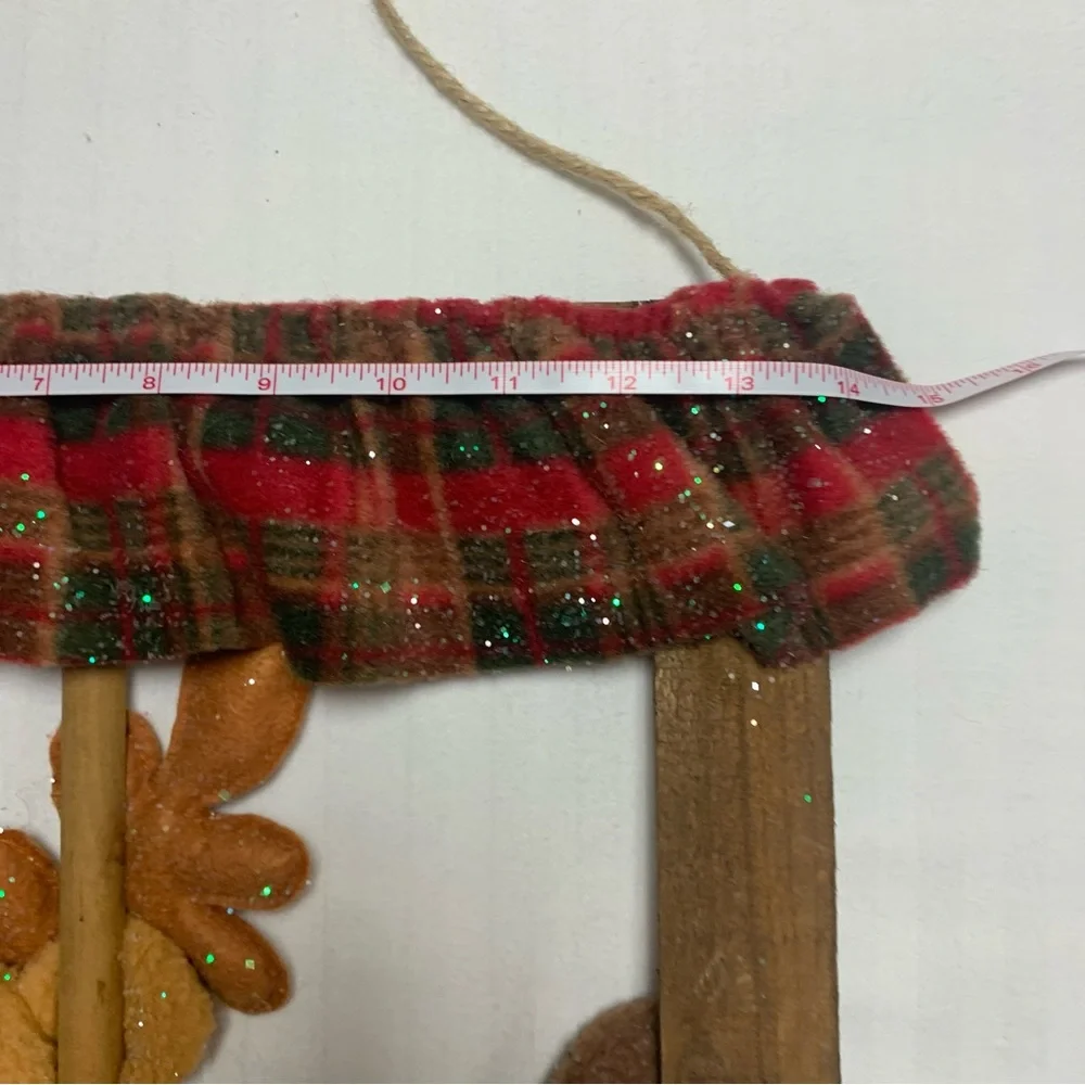 🆕 *RARE* Christmas Holiday Reindeer Window Wall Hanging Home Winter Decor Sign